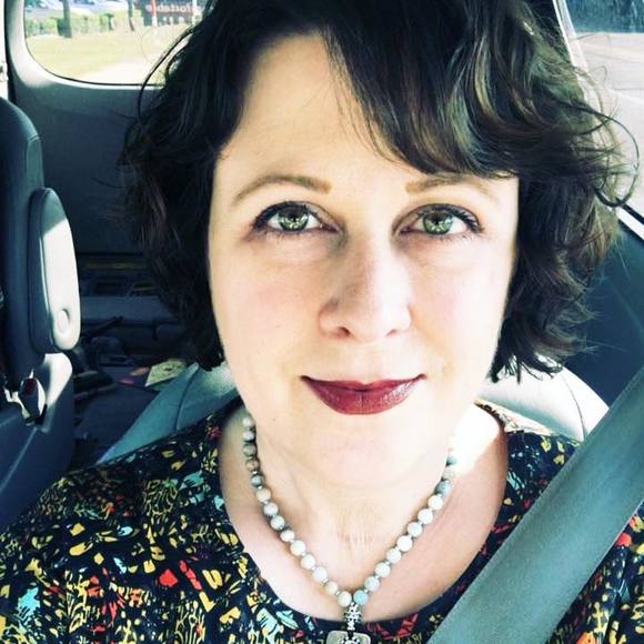 Meet your Posher, Alix - Picture 1 of 1